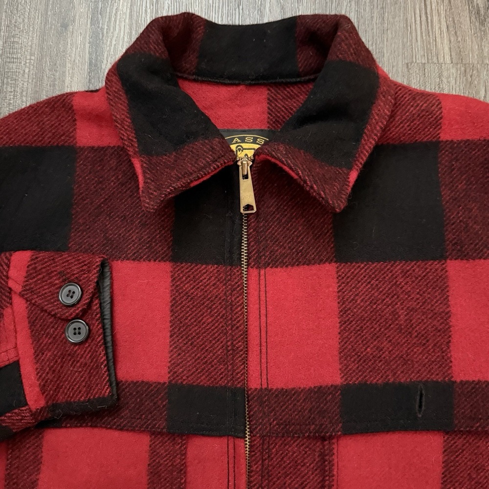 VTG Woolrich Classic Wool Buffalo Plaid Vent Shacket Jacket Made USA Medium Long